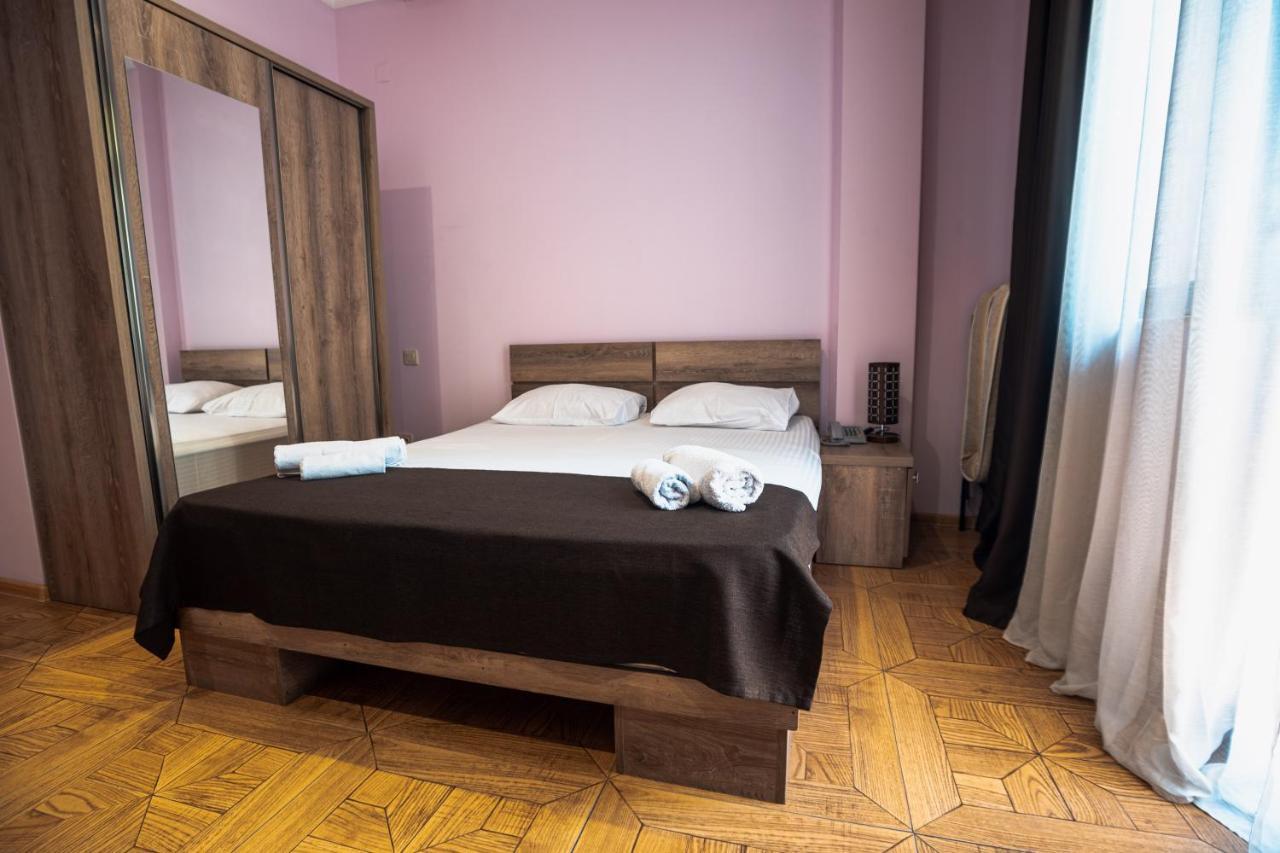 Porto Franco Hotel Batumi Bagian luar foto