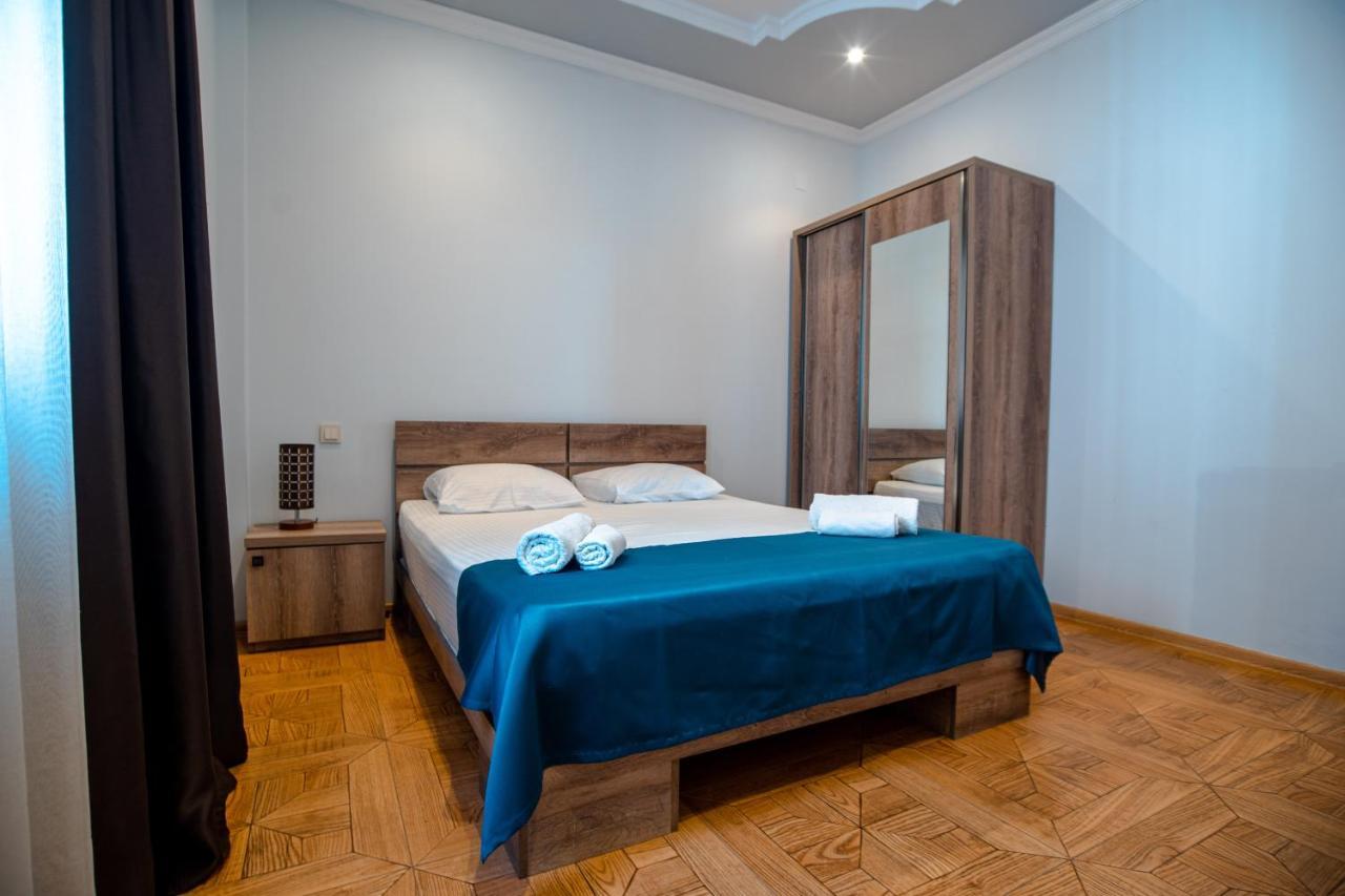 Porto Franco Hotel Batumi Bagian luar foto