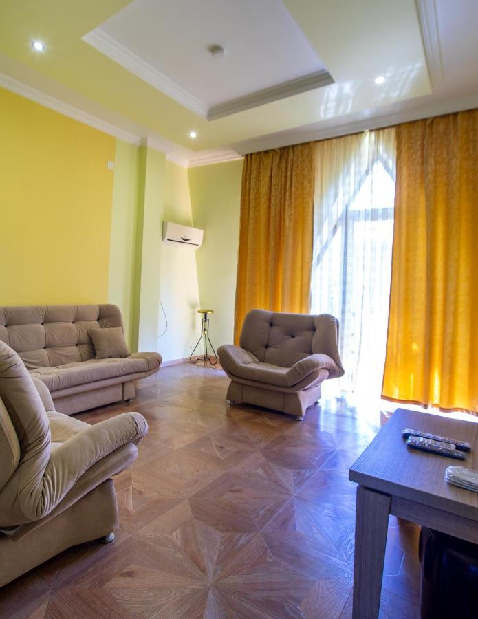 Porto Franco Hotel Batumi Bagian luar foto