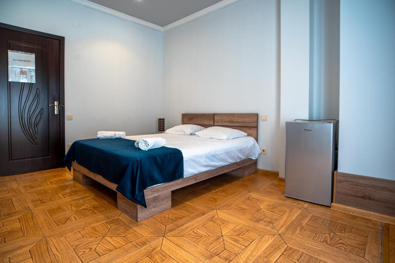 Porto Franco Hotel Batumi Bagian luar foto
