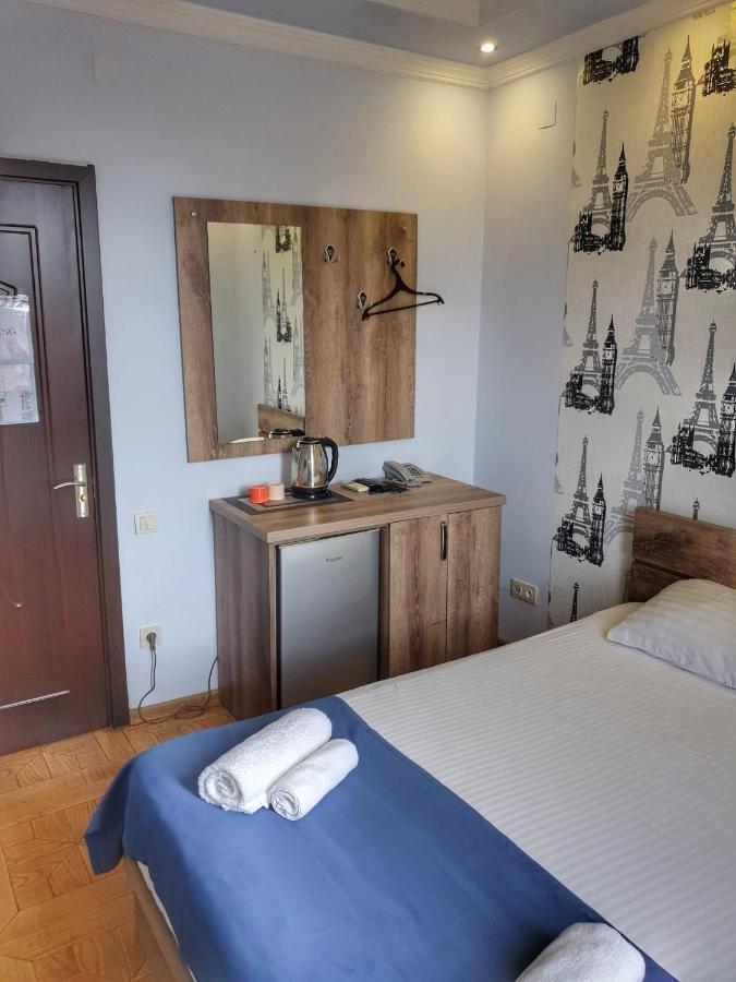 Porto Franco Hotel Batumi Bagian luar foto